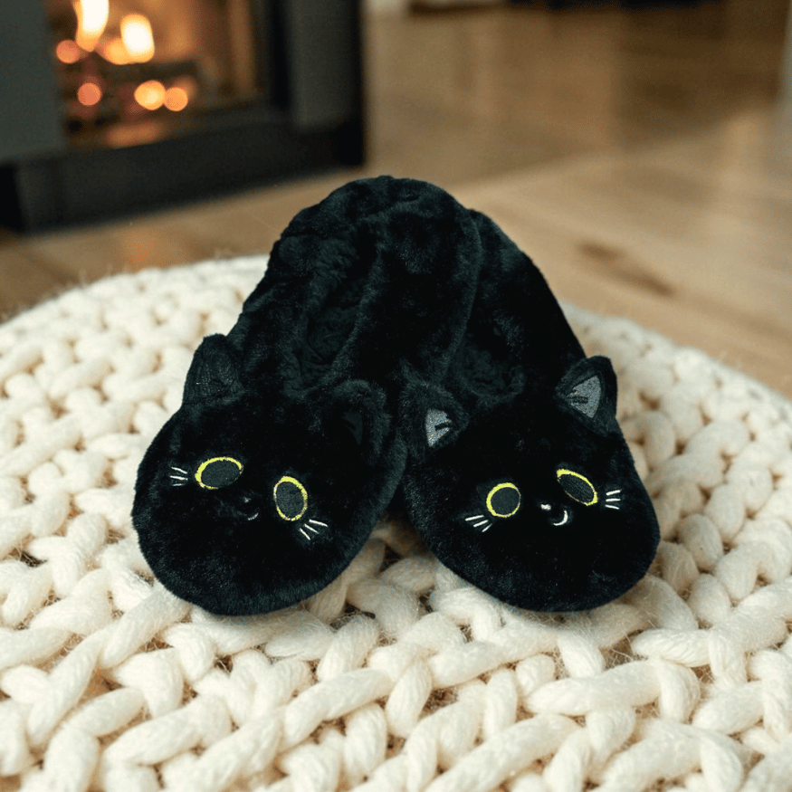 Schwarze Katze - Plüsch-Hausschuhe mit Katzengesicht