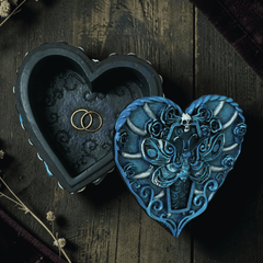 Corpse Bride Schmuckbox – Herzdose mit With This Ring Motiv