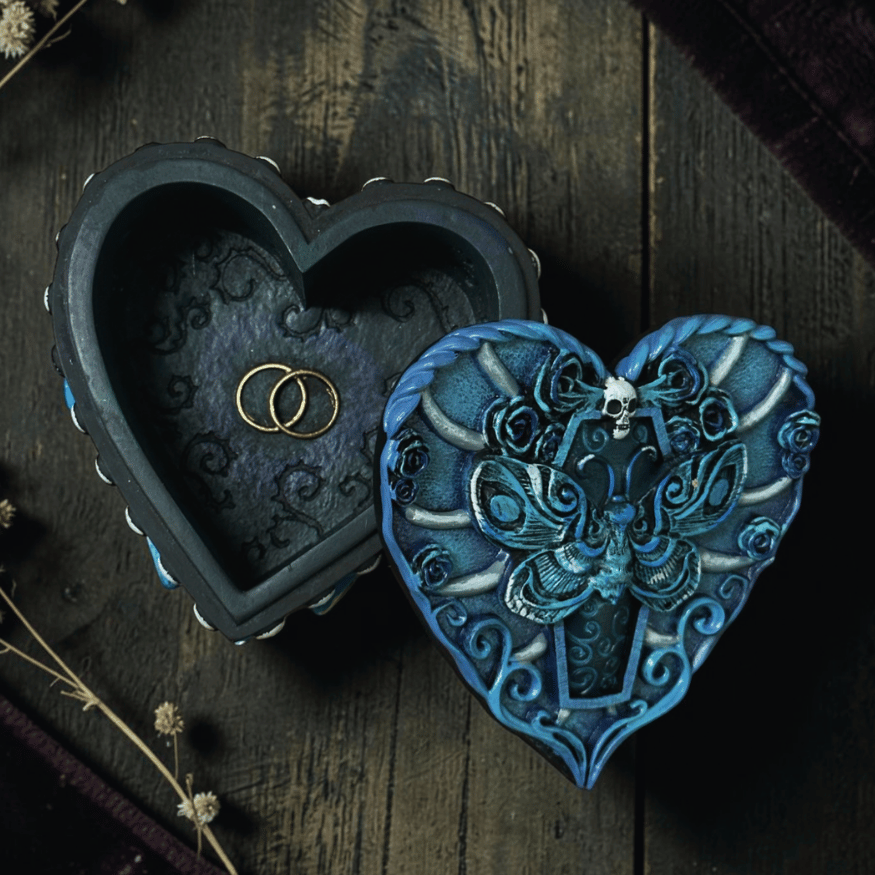 Corpse Bride Schmuckbox – Herzdose mit With This Ring Motiv