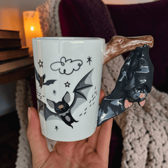 Fledermaus-Tasse – Keramikbecher mit Fledermaus als Griff