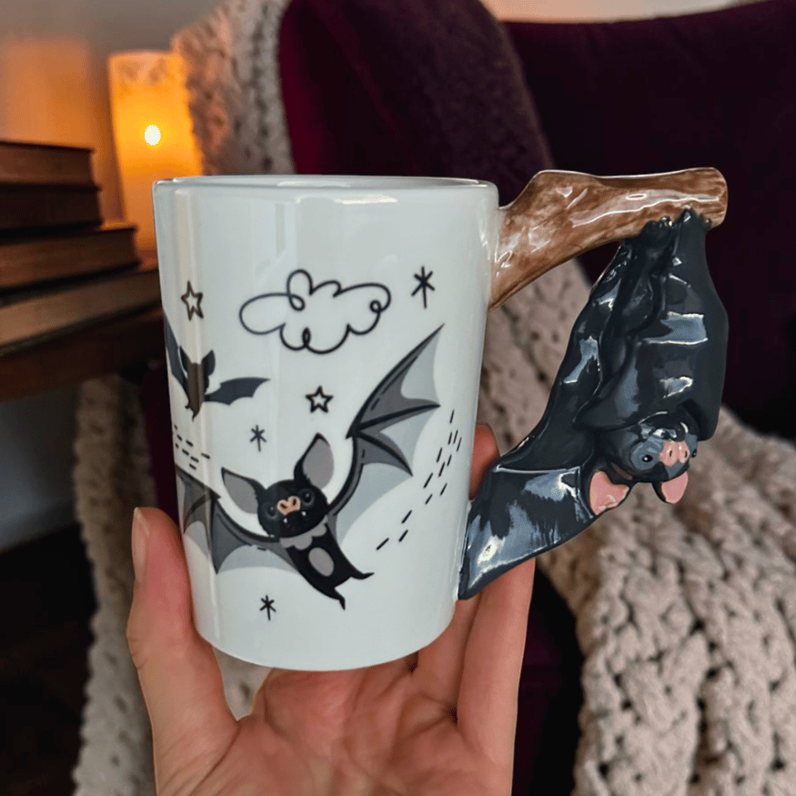 Fledermaus-Tasse – Keramikbecher mit Fledermaus als Griff