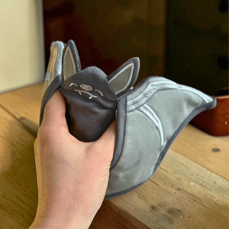 Fledermaus Ofenhandschuh Mond – 2-in-1 Topfhandschuh & Untersetzer OTOTO