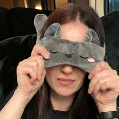 Fledermaus Reisekissen mit Schlafmaske – Magischer Reisebegleiter