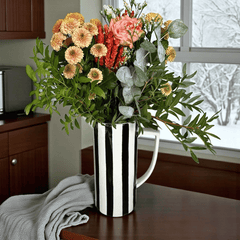 Gestreifte Dolomit Vase – Schwarz Weiße Krugvase