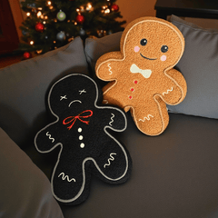 Gingerbread Bouclé Kissen – Klassisch oder spooky Edition zur Auswahl