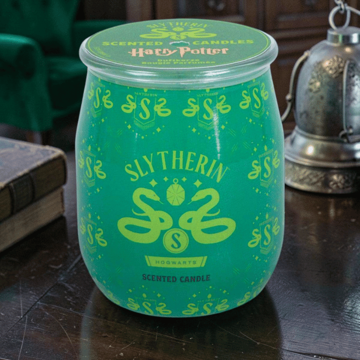 Harry Potter Duftkerze Slytherin – Kerze im Wappen-Glas mit Baumwolle & Moschus