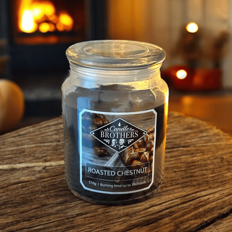 Duftkerze geröstete Kastanie – Würzig-holzige Herbstkerze im Glas (510g)