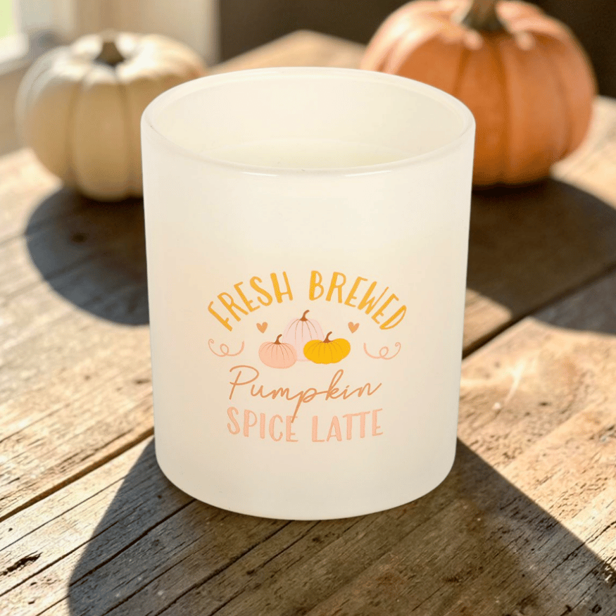 Pumpkin Spice Latte Duftkerze im Glas – 28 Stunden Brenndauer