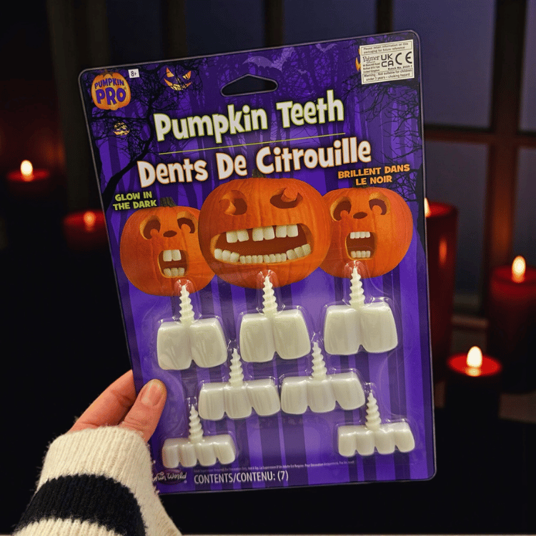 Leuchtende Kürbis Zähne – Spooky Optik für Halloween-Kürbisse