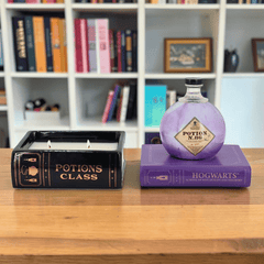 Harry Potter Duftkerze Book – Buch-Kerze mit Geißblatt & Sandelholz