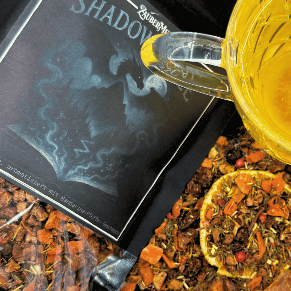 Shadowscale – Drachen Tee Mandarine & Pfeffer | Limitierter Booklover Tee