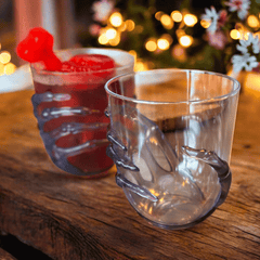 Skelettbecher mit schwarzer Knochenhand – Für spooky Drinks