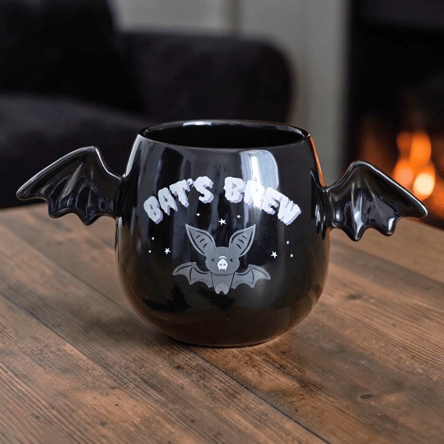 Tasse Bats Brew – schwarze Fledermaus Keramiktasse mit Flügeln
