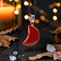 Edelstein-Anhänger Mondform – Naturstein Kette Witchy Schmuck