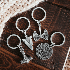 Speerspitzen Schlüsselanhänger – nordischer Talisman für Norse-Fans und Abenteurer