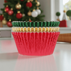 Weihnachliche Backförmchen – Folie Rot/Grün/Gold (36 Stück)