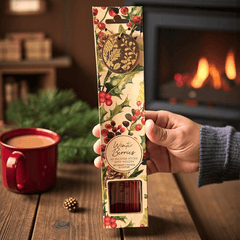 Winter Berrys Räucherstäbchen – Set mit Holzhalter in 2 winterlichen Duftvarianten